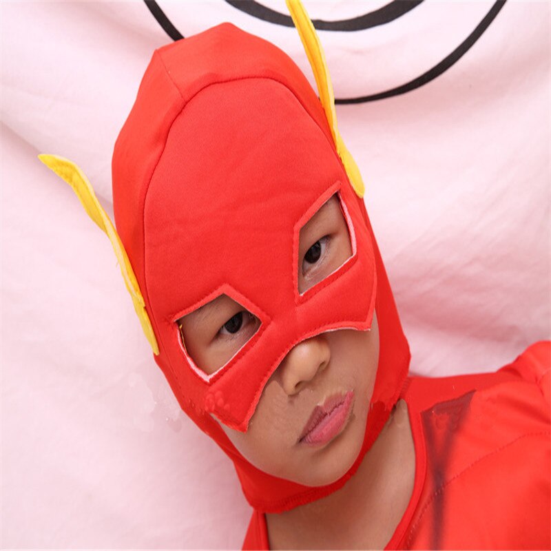 Deluxe Flash boys costume emblem close-up